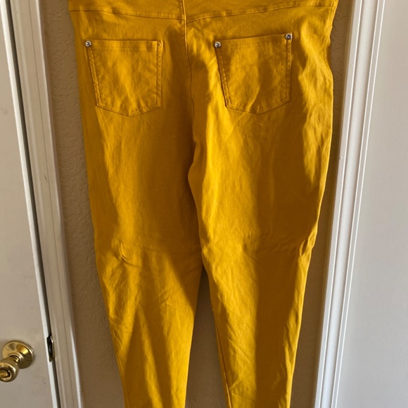 Pants - Picture 3 of 3